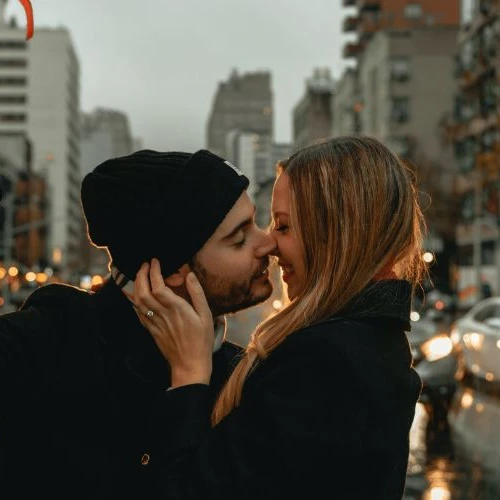 80 Ide Caption Romantis dan Lucu untuk Postingan Hari Valentine!